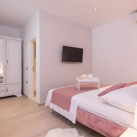 Ferienwohnung Fuer 4 Personen Ca 85 Qm In Stankovic Bei Orebic, Dalmatien Sueddalmatien * Orebić